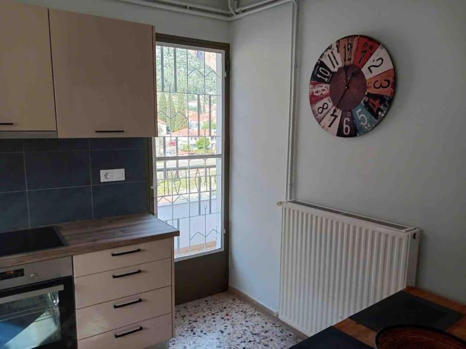 Happy Home Leonídion Extérieur photo